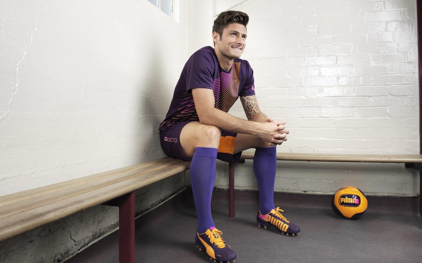 热火手握赛点却遭逆转，轻敌心态成系列赛转折点