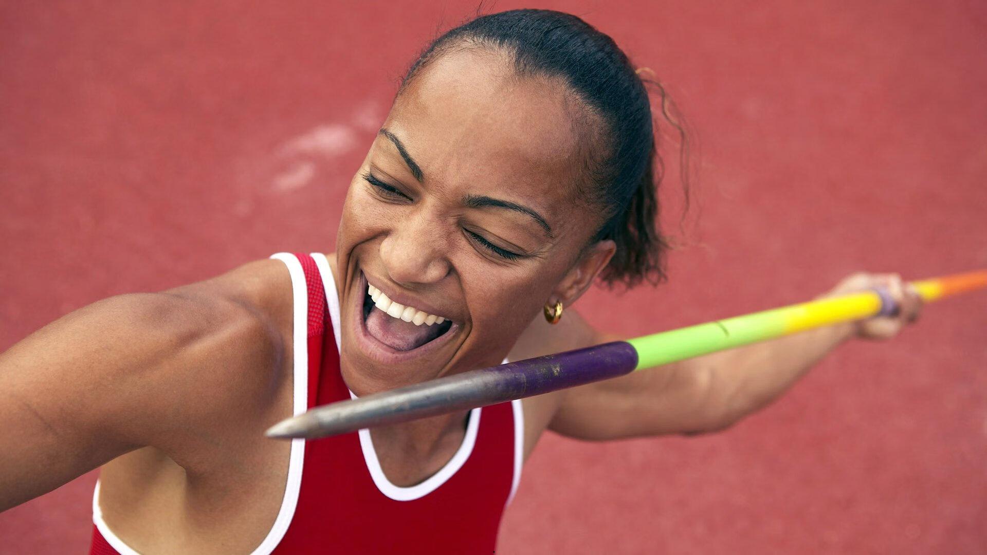 尤尔曼德坦言经验短板难掩拼搏光芒，球队倾尽所有诠释胜利真谛