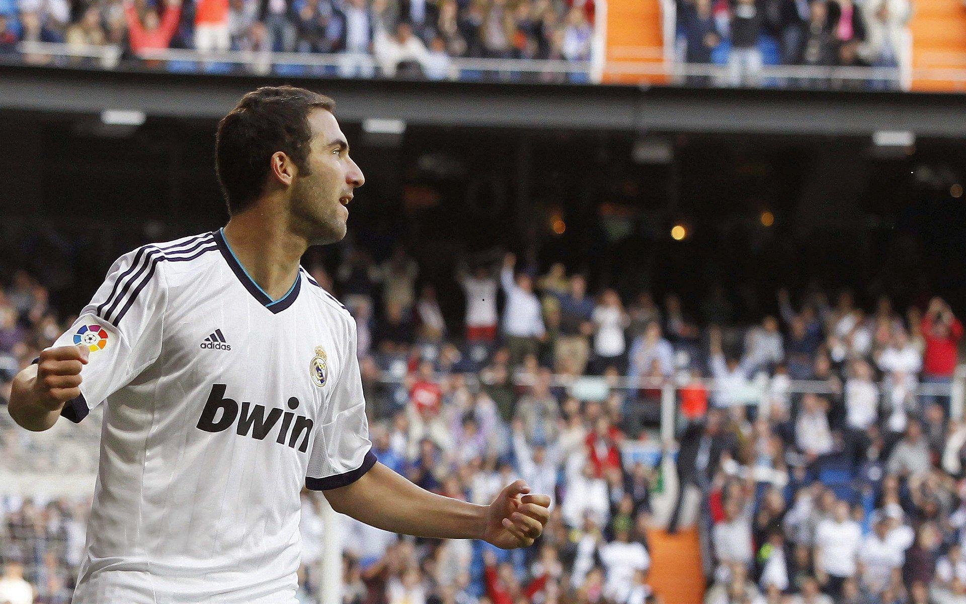 马尔卡宁33+7力挽狂澜 弗拉格关键26+10助爵士终结连败险胜独行侠